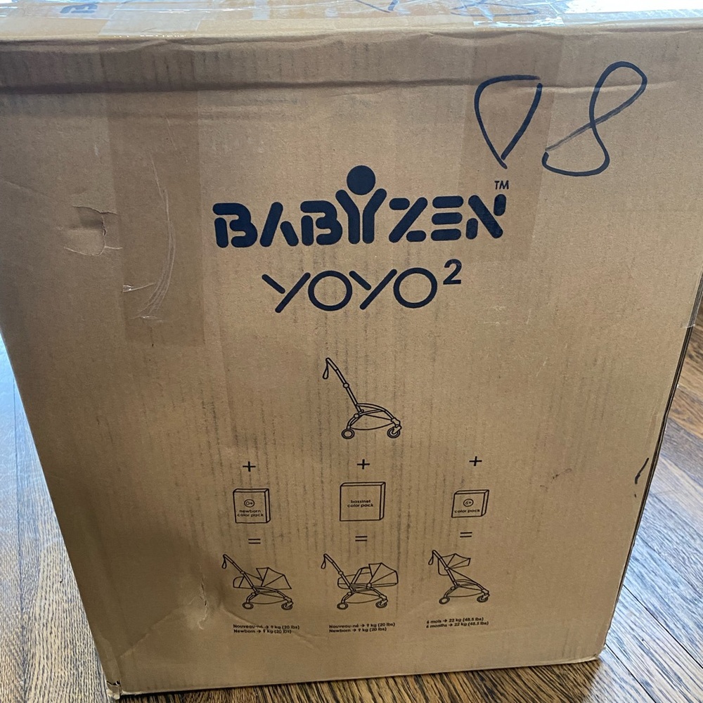 Babyzen Yoyo 2 Stroller & 6+ Color Pack Bundle Black w/ Toffee Floor Sample. - Picture 3 of 13